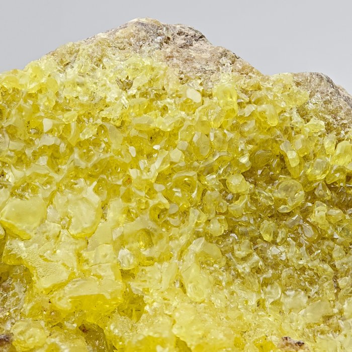 Raro azufre boliviano, cristales amarillos intensos Cristales sobre matriz - Altura: 97 mm - Ancho: 73 mm- 274 g — foto 6