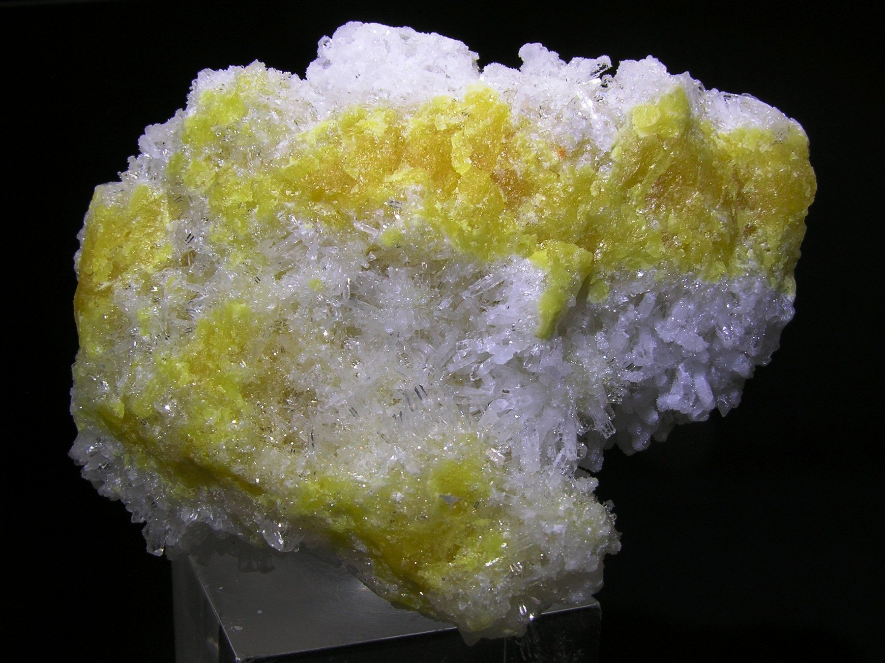 Celestina Cristal sobre matriz - Altura: 8.5 cm - Ancho: 6.5 cm- 186 g - (1) — foto 2