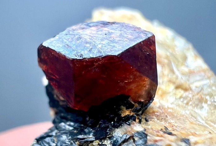 Zircón Cristal sobre matriz - Altura: 40 mm - Ancho: 25 mm- 11.8 g - (1) — foto 7