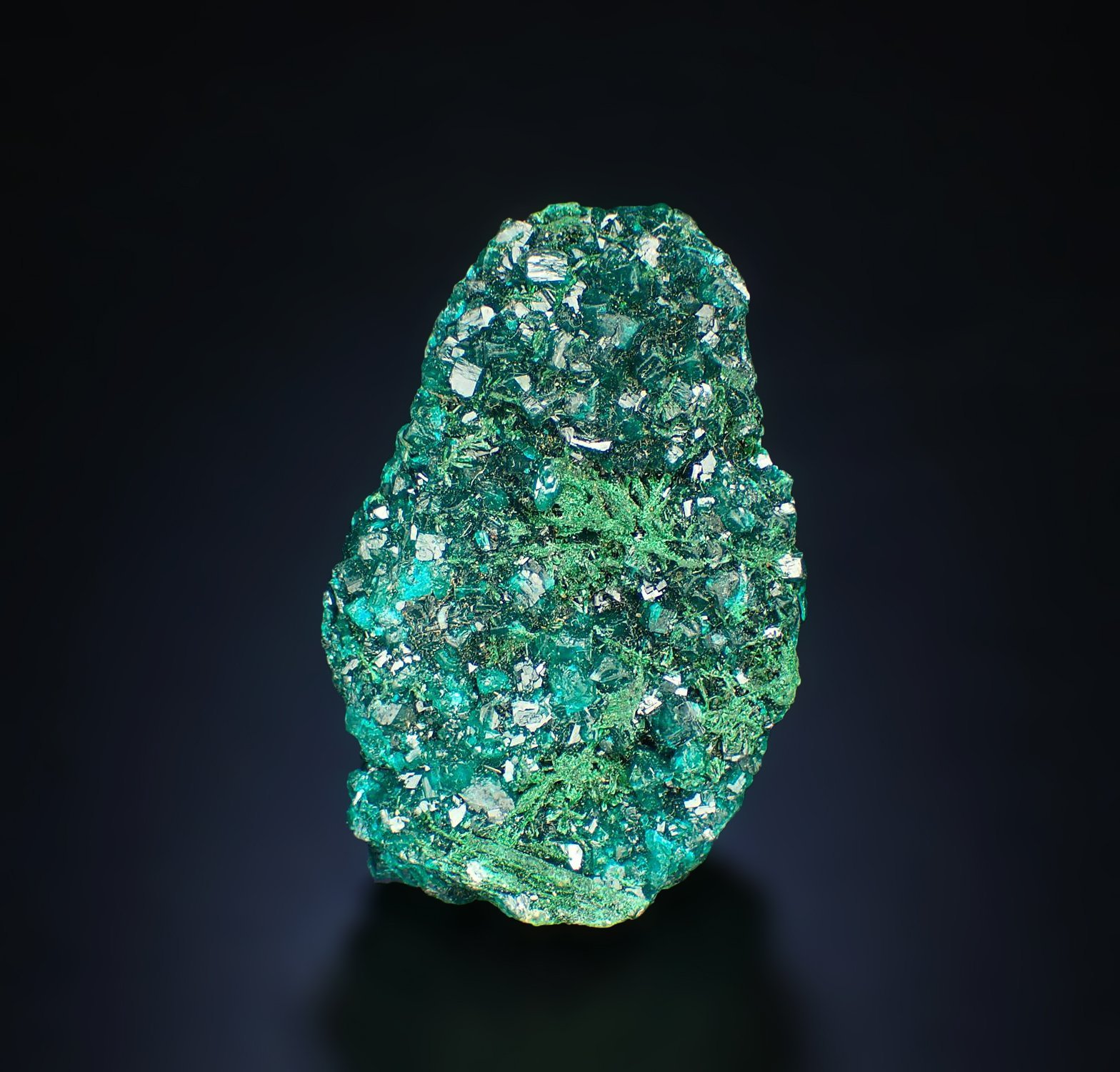 ¡Sin RP! Dioptasa con malaquita Cristales sobre matriz - Altura: 67 mm - Ancho: 45 mm- 102 g — foto 2