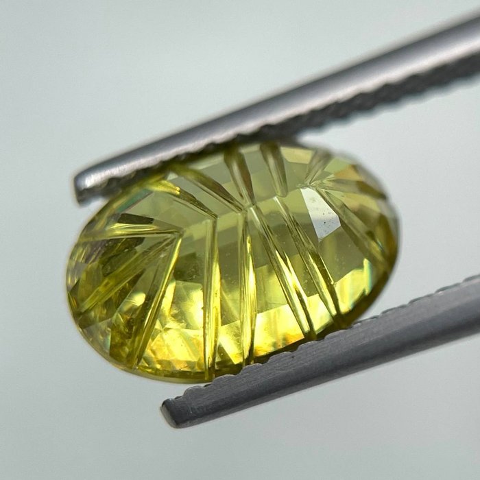 Amarillo, Verde Esfena - 2.60 ct - IGI Certificado — foto 5